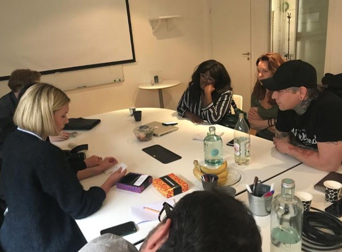 Människor i ett projektmöte